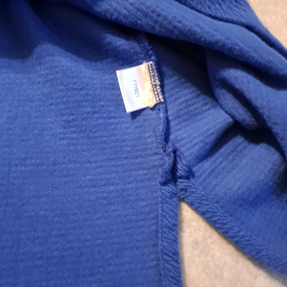 Soft Surroundings Carlile Top Sapphire Oversize Sz Small Wide Collar Front Snaps - Picture 7 of 11